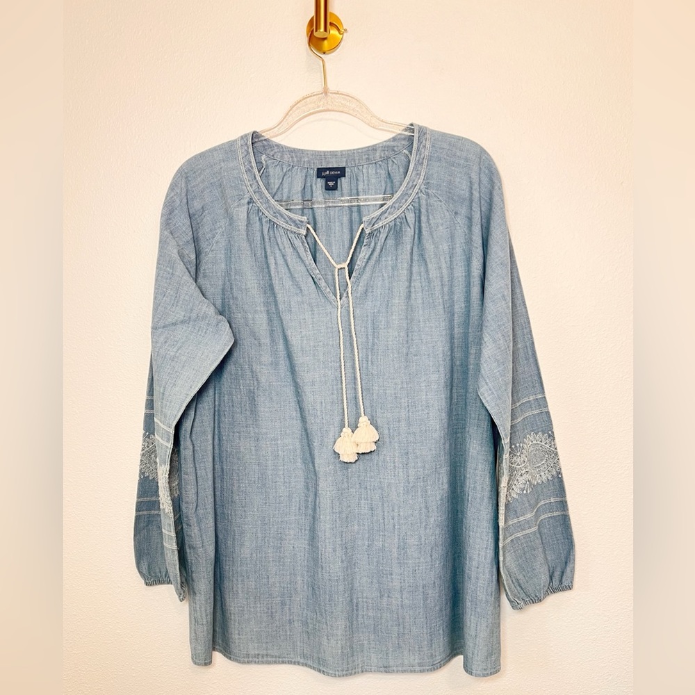 J.Jill Denim 100% Cotton Peasant Embroidered Tassel Top Size L
